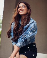 Malavika Mohanan New Photos